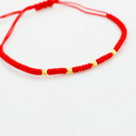 pulsera de hilo rojo